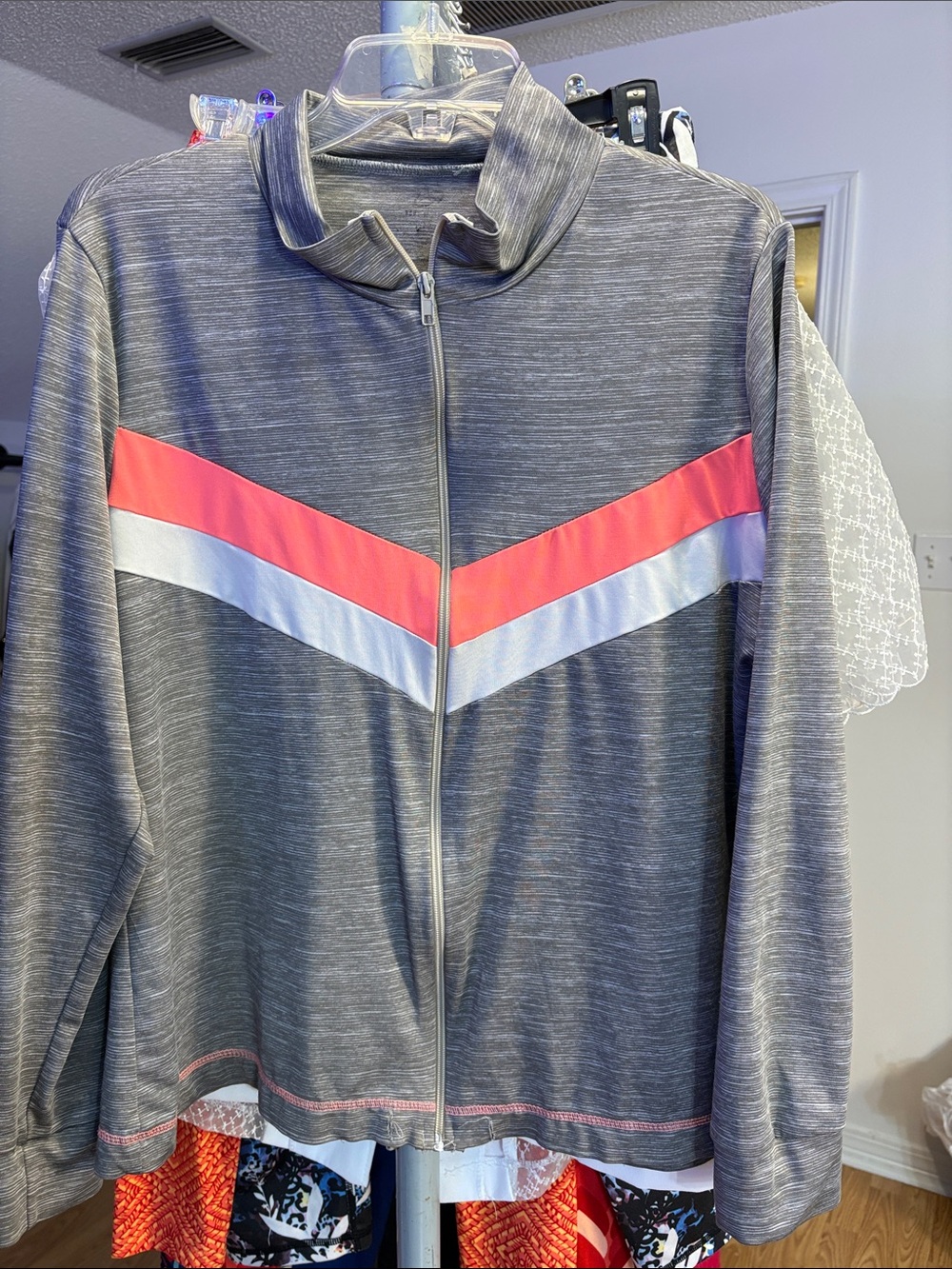 zip up jacket